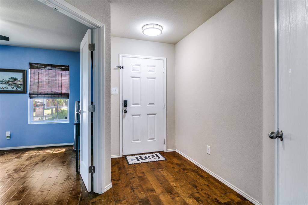 1629 Quails Nest Drive, Fort Worth, TX 76177