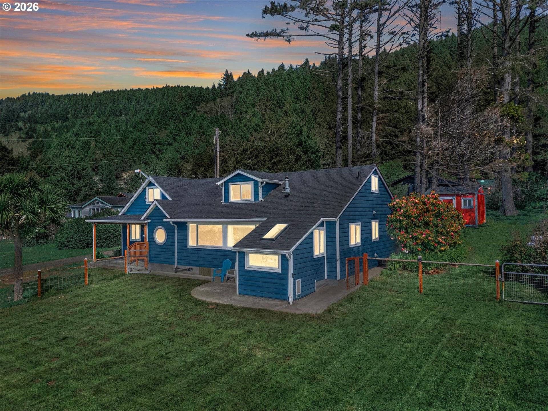 95469 HIGHWAY 101 S, Yachats, OR 97498