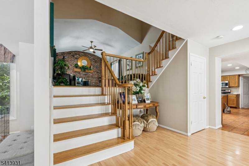 140 Sycamore Ave, Freehold Twp., NJ 07728