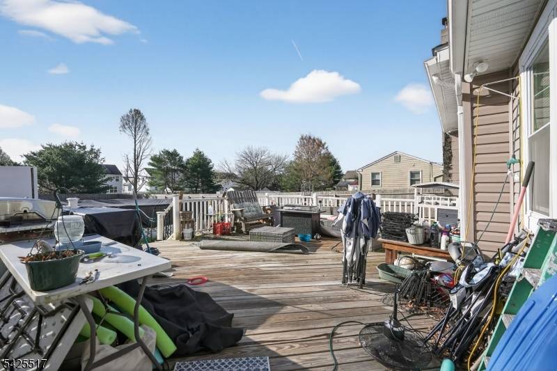 664 Chestnut St, Monroe Twp., NJ 08094