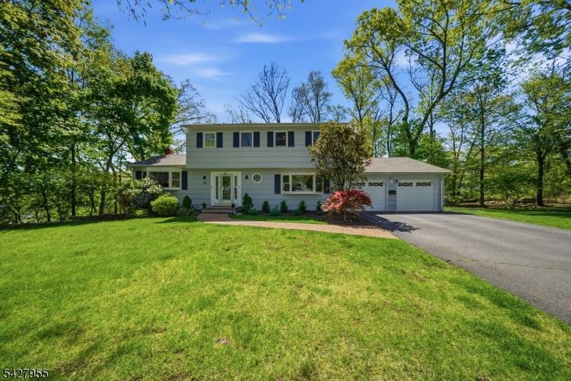 21 Robin Hood Rd, Parsippany-troy Hills Twp., NJ 07950