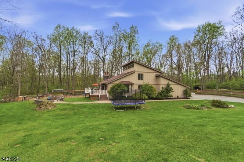 17 Shotwell Rd, Green Twp., NJ 07860