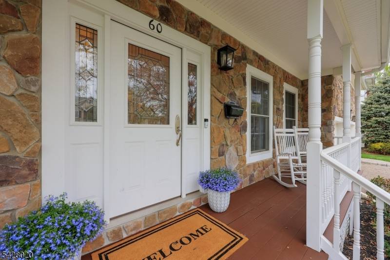 60 Mohawk Trail, Westfield Town, NJ 07090