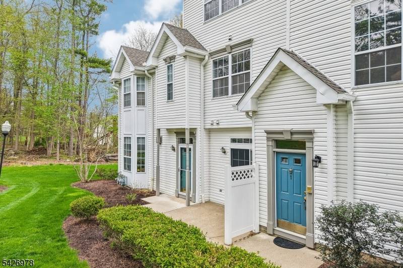 1 Caroline Foster Ct, Morris Twp., NJ 07960