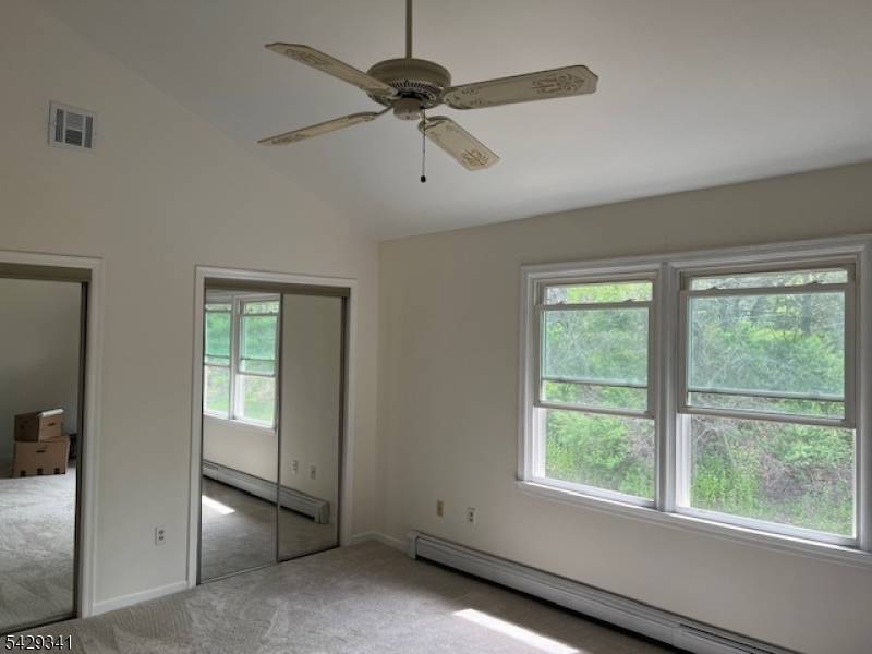 14 Village Dr, Hamburg Boro, NJ 07419