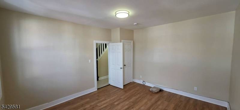 120 Sunset Ave, Newark City, NJ 07106