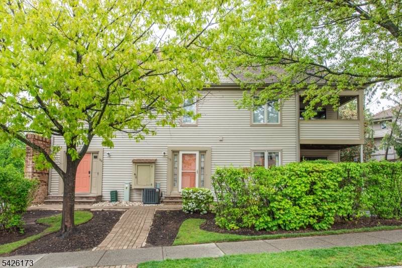 125 Sunrise Dr, Hanover Twp., NJ 07981
