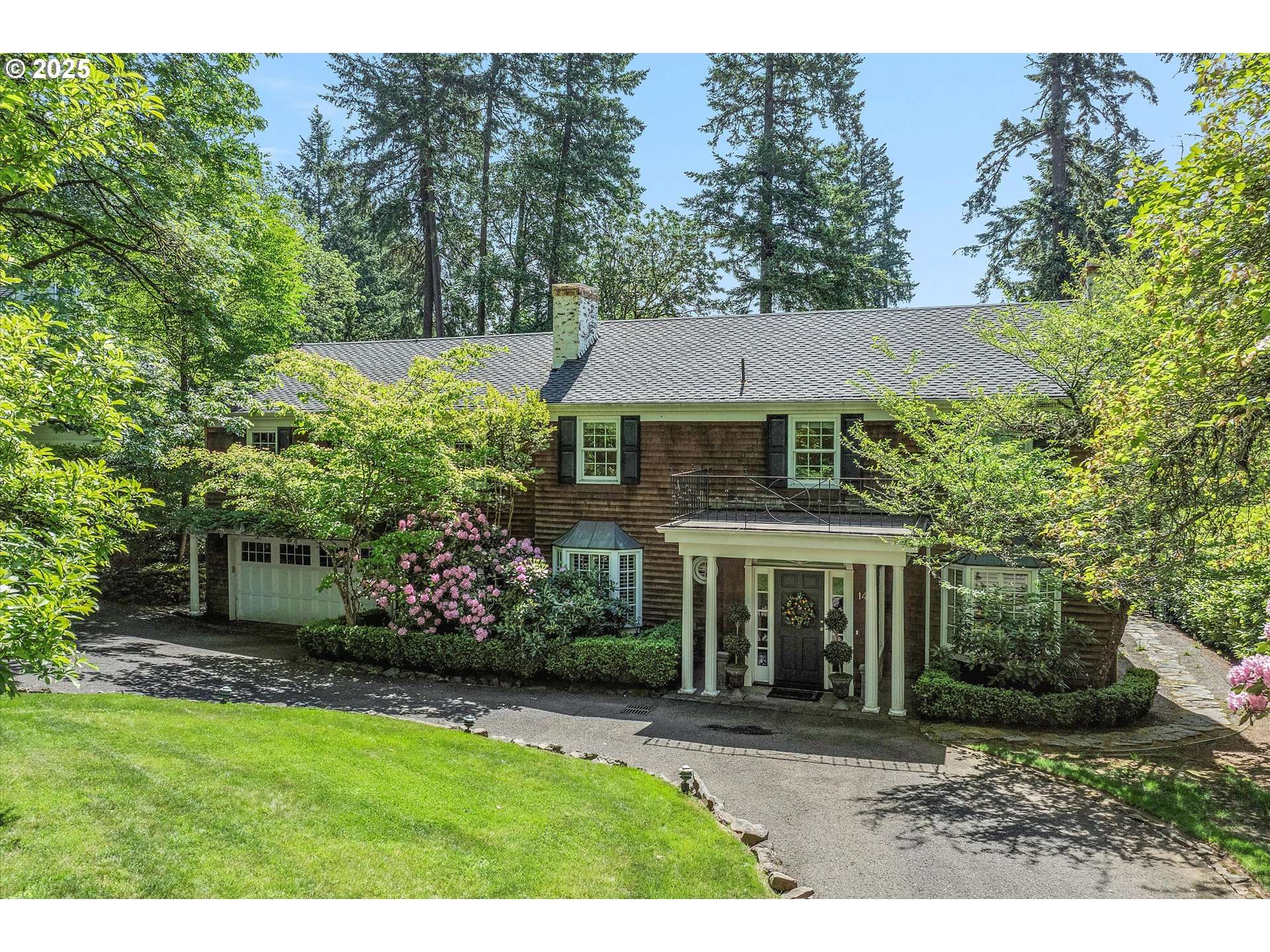149 IRON MOUNTAIN BLVD, Lake Oswego, OR 97034