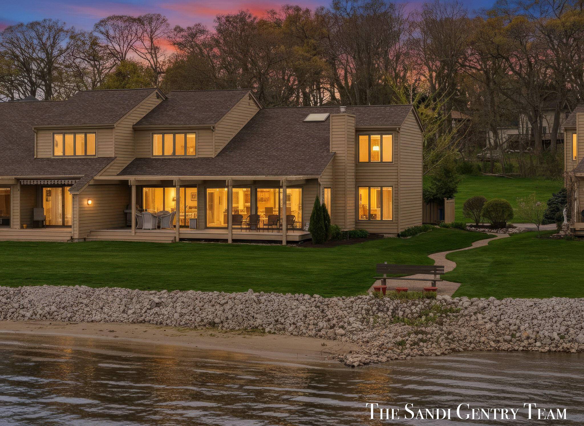 15780 N Prospect Point DR, Spring Lake Twp, MI 49456