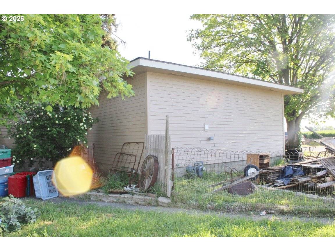 644 6TH ST, Athena, OR 97813