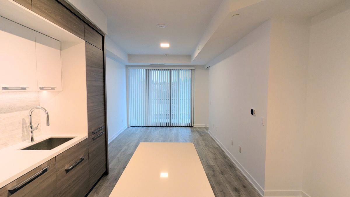 29 Green Trail CT #309, Toronto C15, ON M2K 0J9