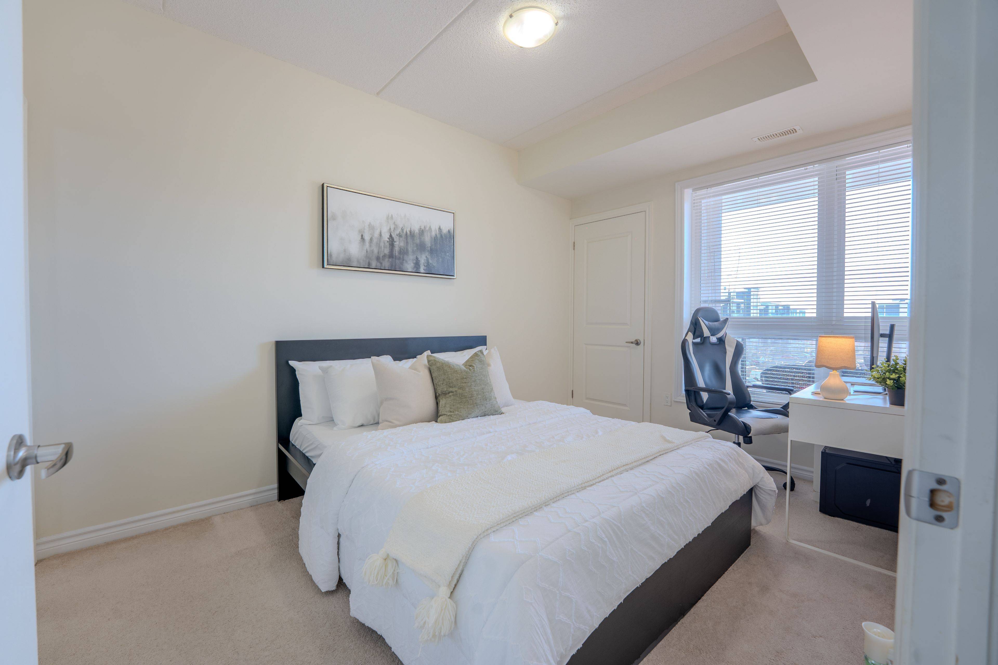 640 Sauve ST #420, Milton, ON L9T 9A7