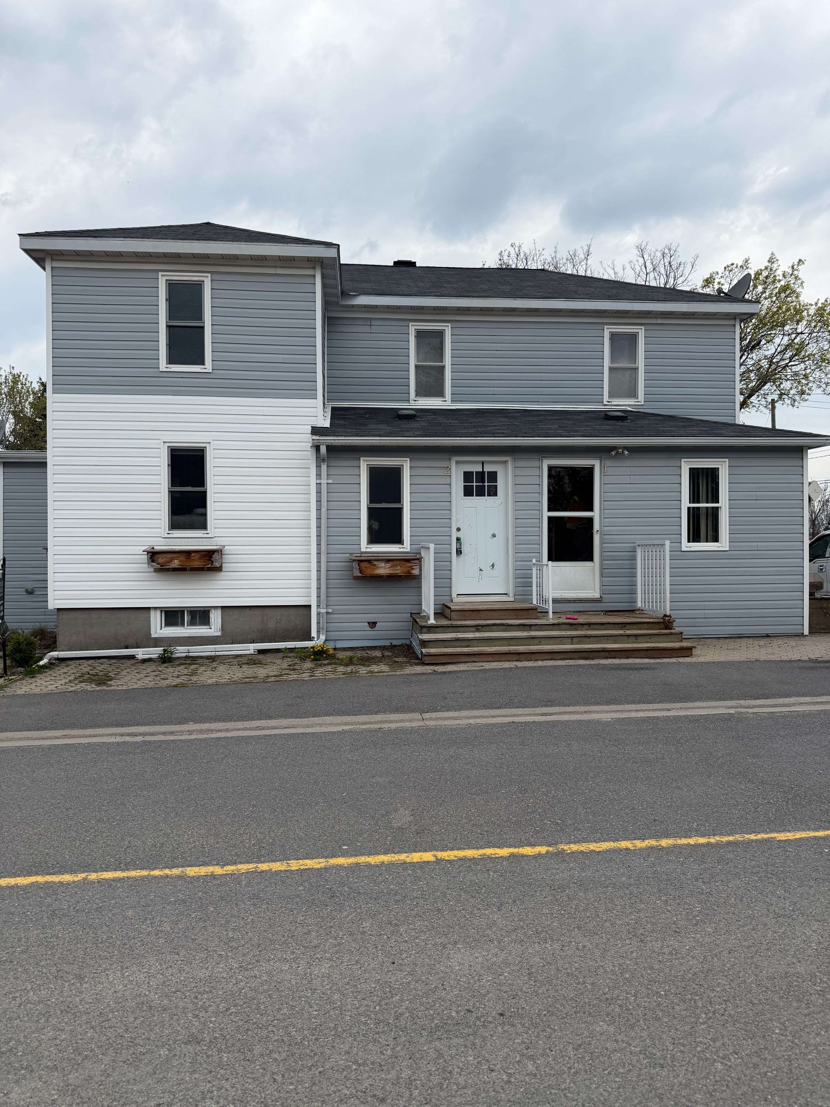2-803 ST LAWRENCE ST, Prescott, ON K0E 1T0