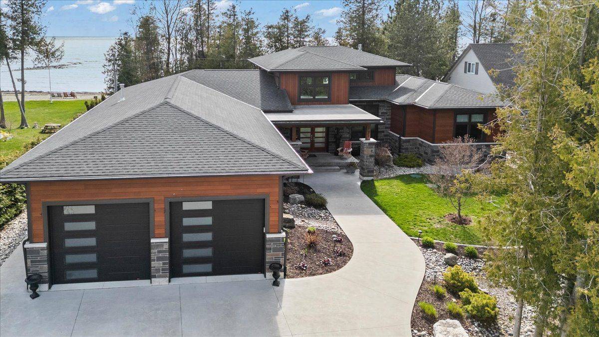 171 Huron RD, Huron-kinloss, ON N2Z 2X3