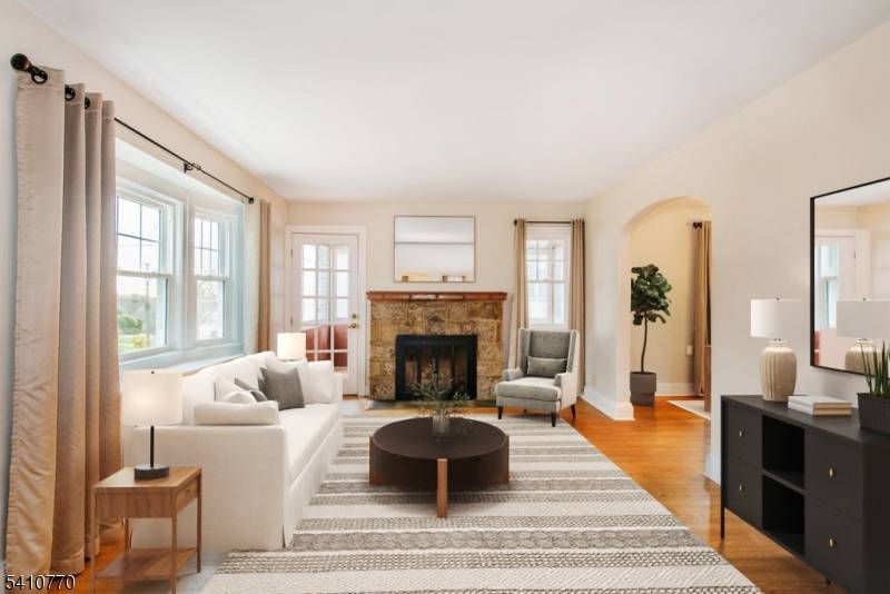 428 Essex Ave, Bloomfield Twp., NJ 07003