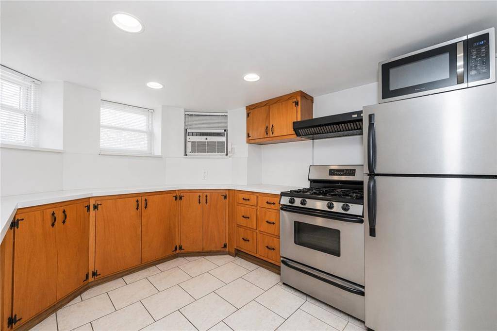 1673 83rd ST, Brooklyn, NY 11214
