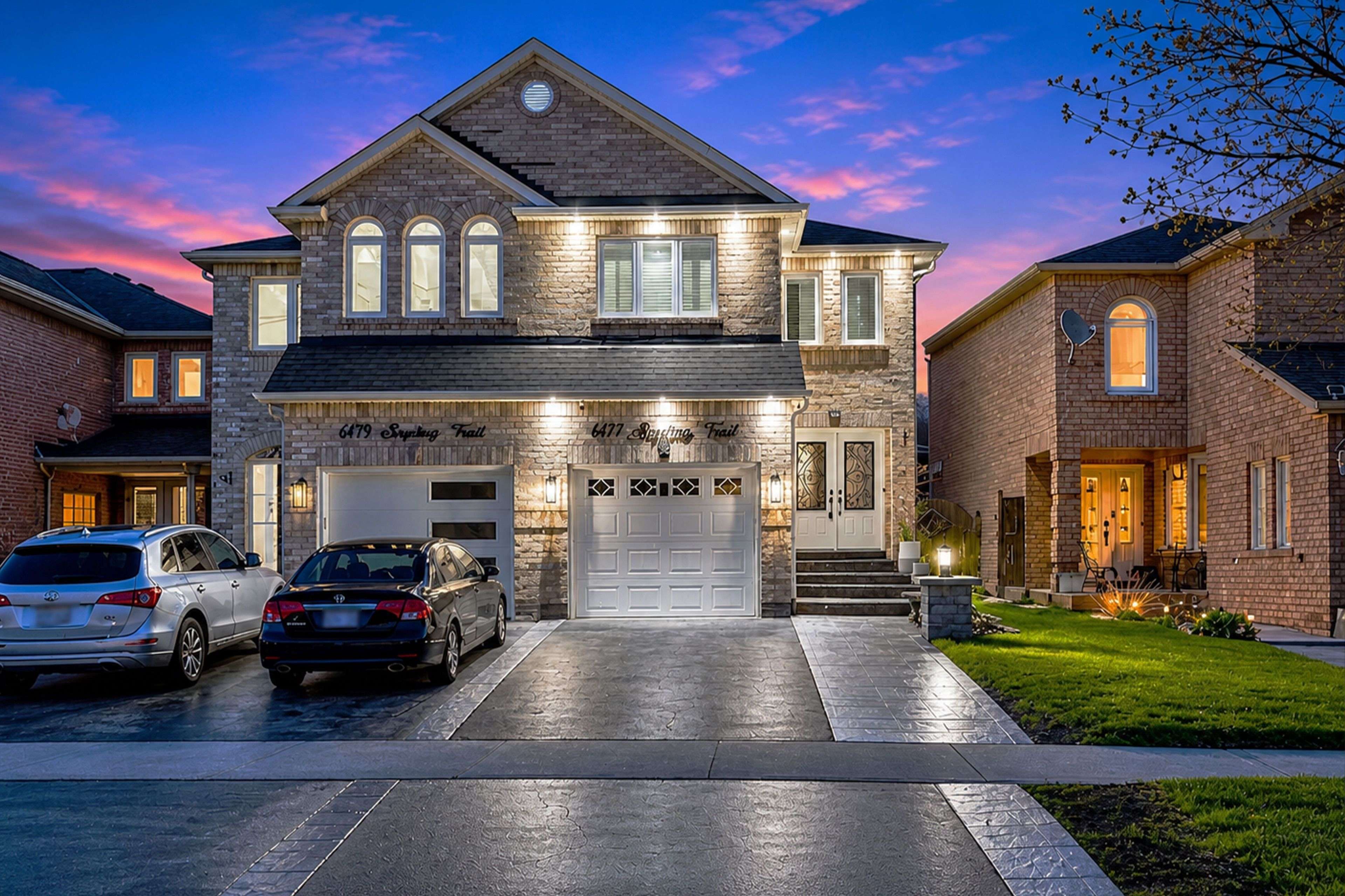 6477 Sapling TRL, Mississauga, ON L5N 7A5