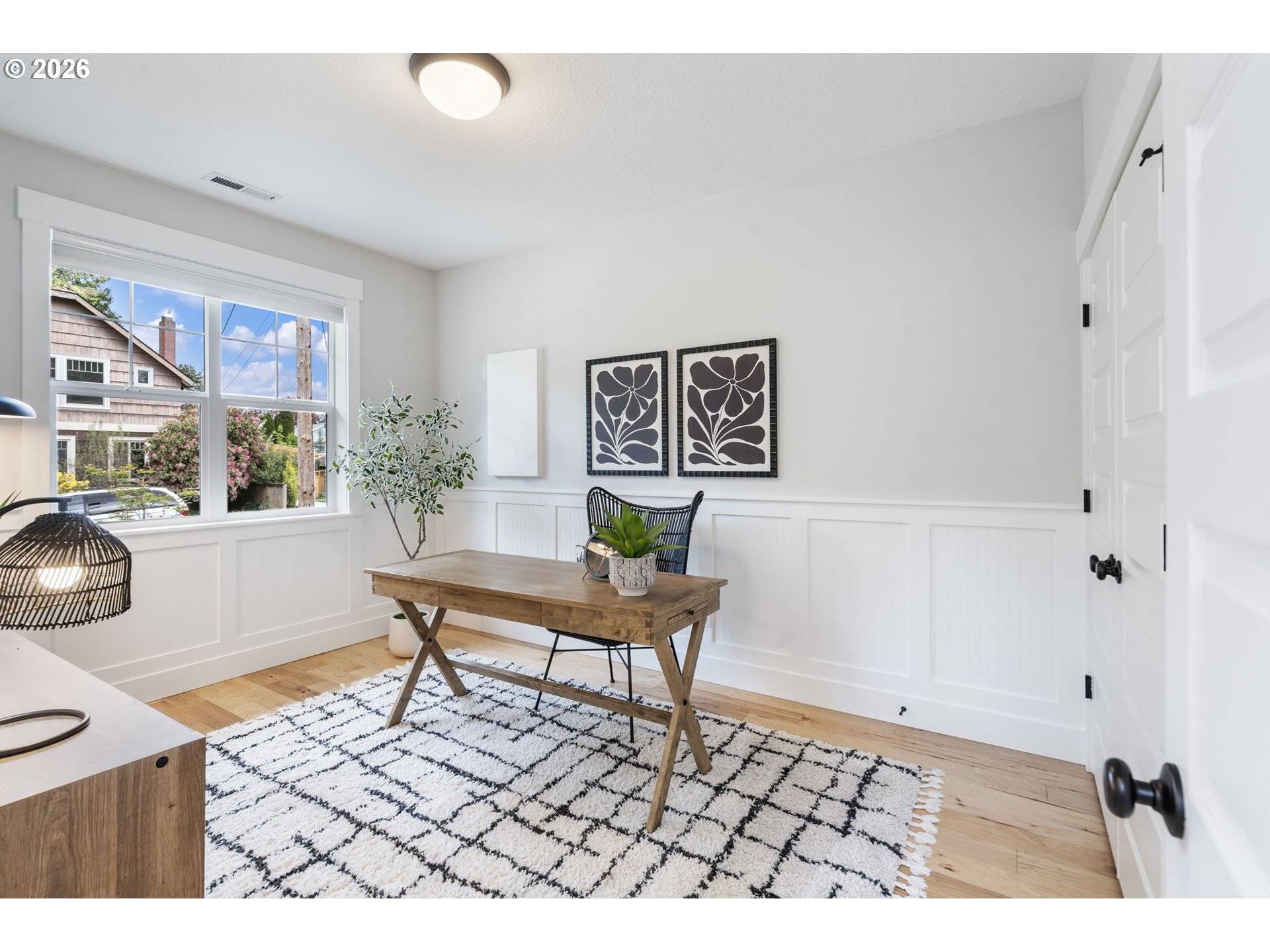 5546 SE OAK ST, Portland, OR 97215