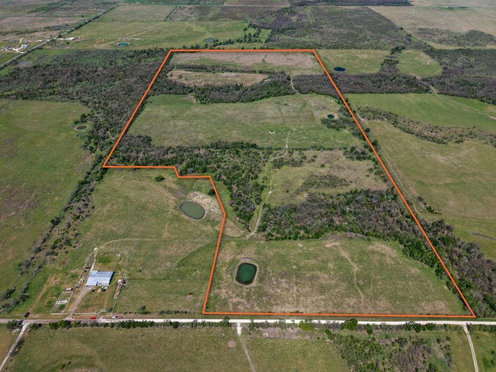 303 LCR 626 Road, Groesbeck, TX 76642