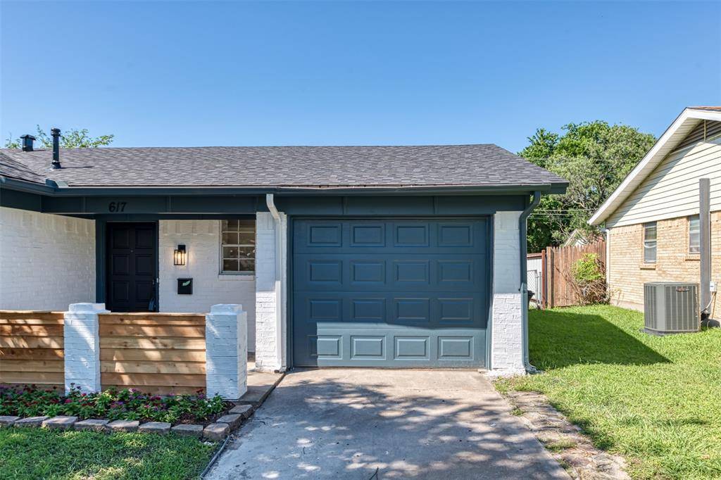 617 NW Newton Drive, Burleson, TX 76028