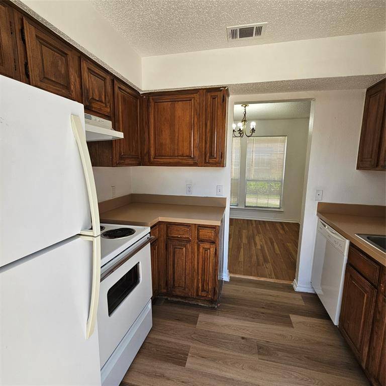 1400 Darr Street #C, Irving, TX 75061