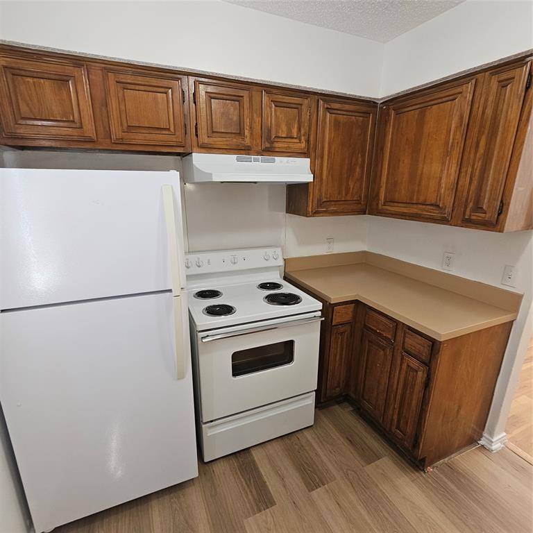 1400 Darr Street #C, Irving, TX 75061