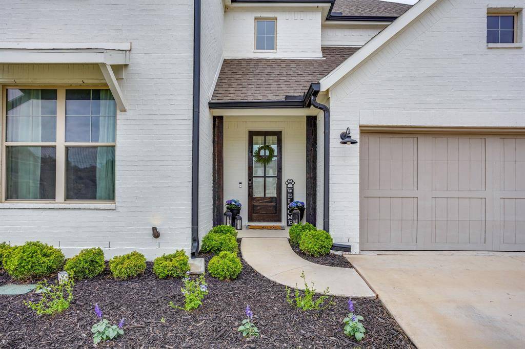 1001 Gannon Valley Trail, Weatherford, TX 76087