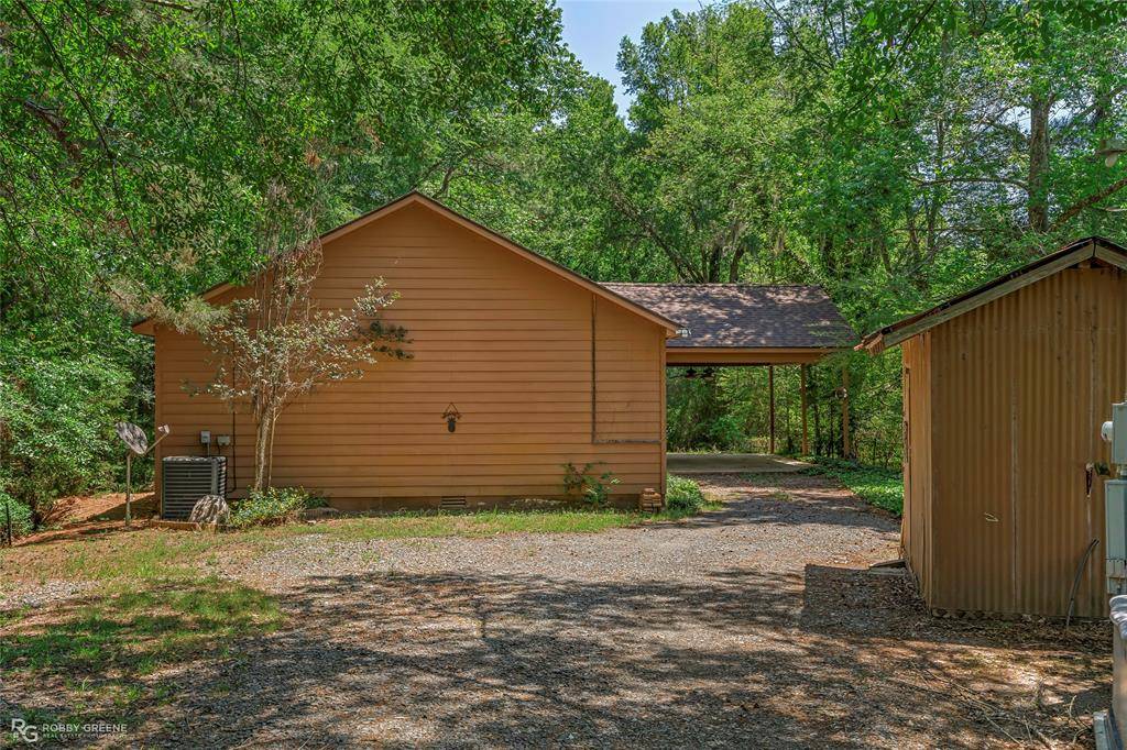 183 Lakefront Road, Haughton, LA 71037