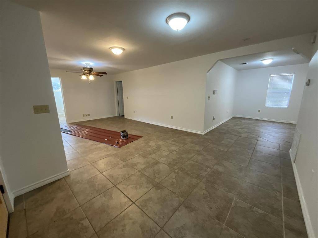 2210 State Highway 31 W, Athens, TX 75751