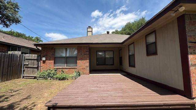 5703 Sterling Green Trail, Arlington, TX 76017