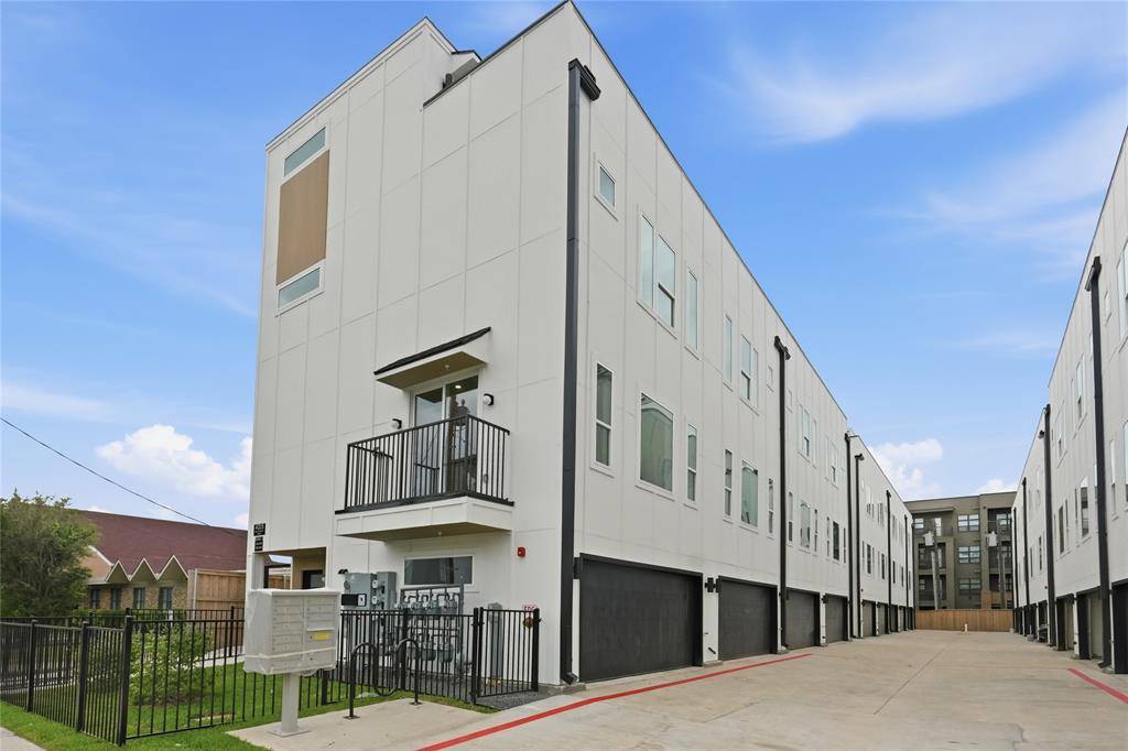 4315 San Jacinto Street #101, Dallas, TX 75204