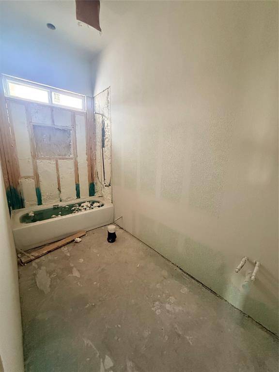 215 Regina Street, Celeste, TX 75452