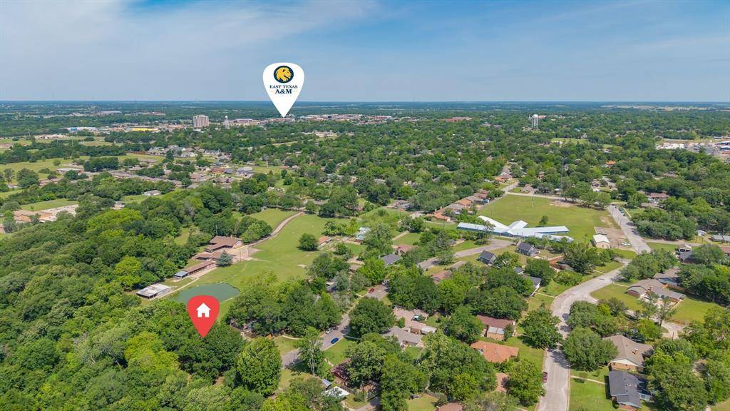 3026 Arapaho Road, Commerce, TX 75428