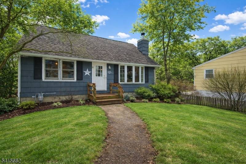27 Condict Rd, Roxbury Twp., NJ 07850