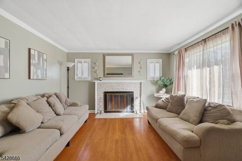 315 Myrtle Ave, Scotch Plains Twp., NJ 07076