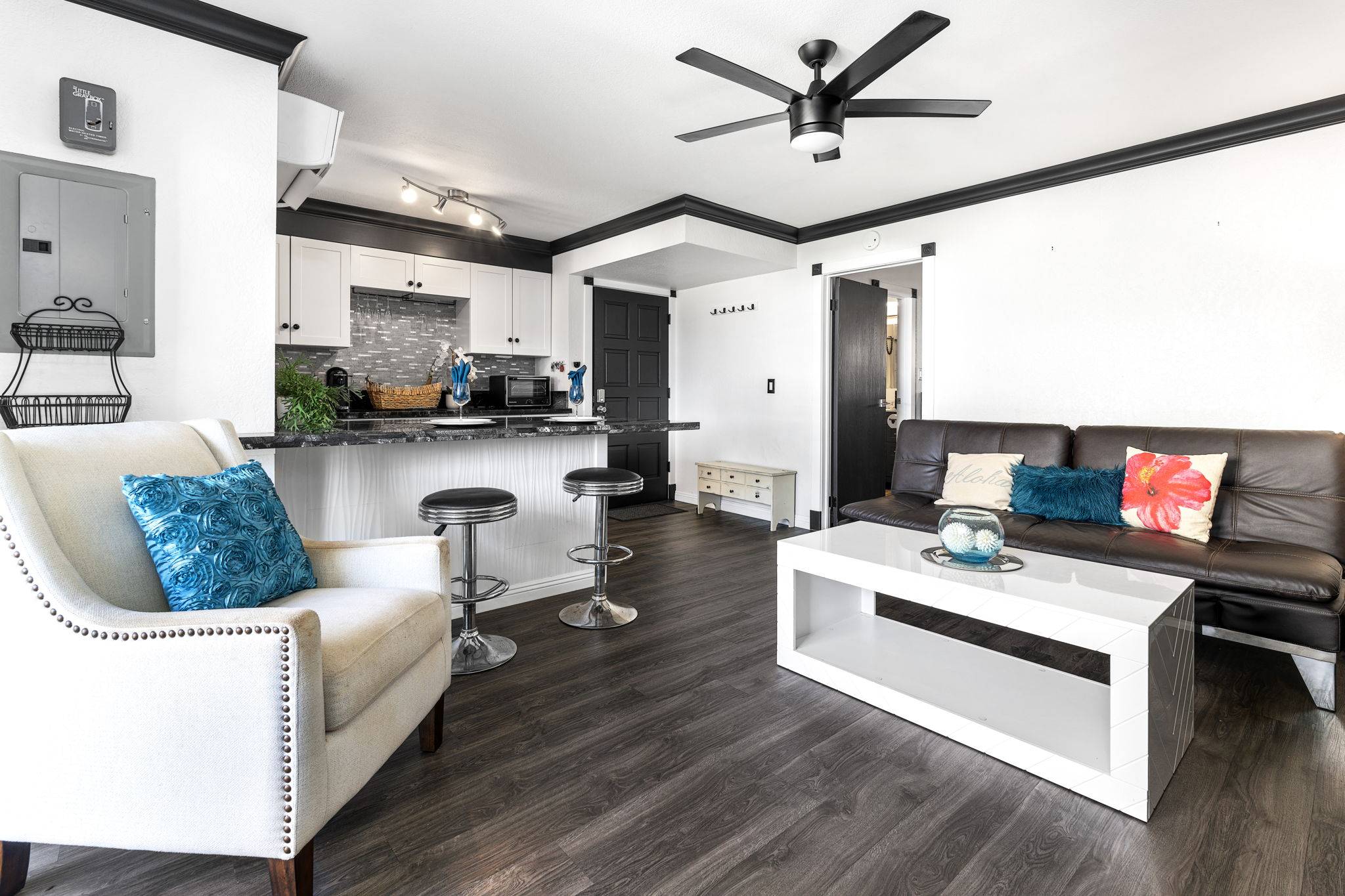 75-5863 KUAKINI HIGHWAY #221, Kailua Kona, HI 96740