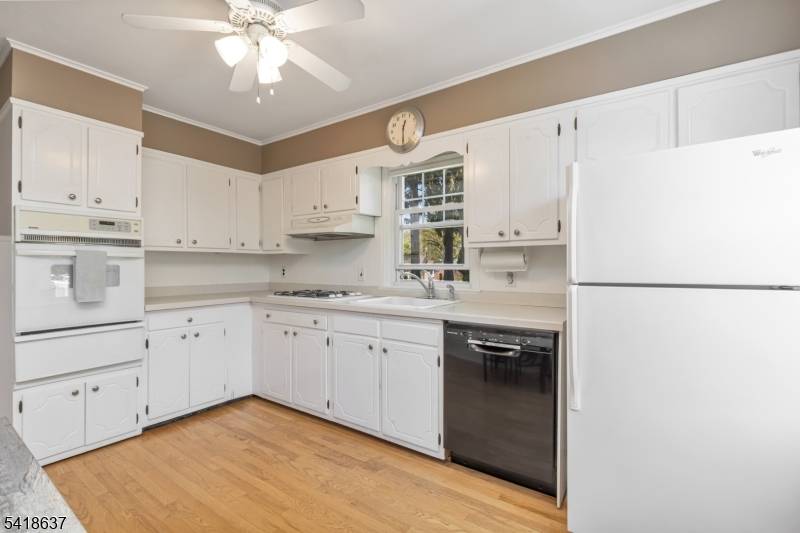 75 Hillside Ave, Berkeley Heights Twp., NJ 07922