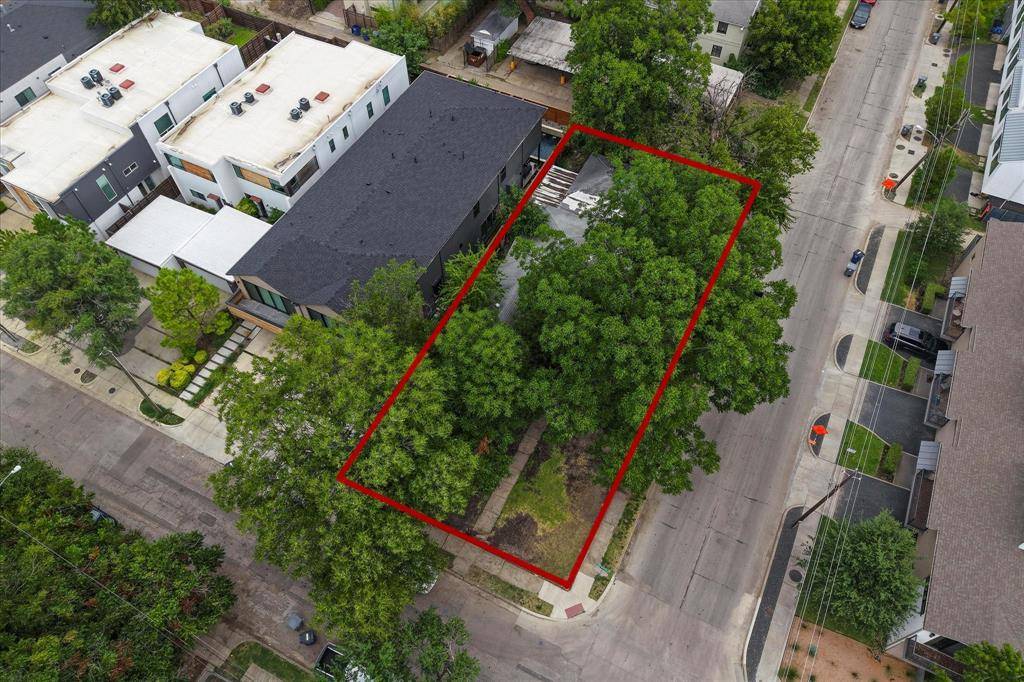 2300 N Prairie Avenue, Dallas, TX 75204