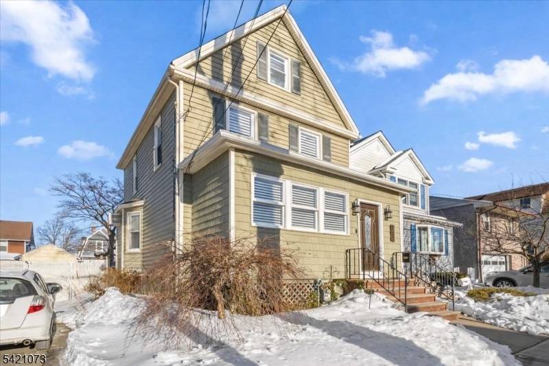 117 Pershing Ave, Roselle Park Boro, NJ 07204