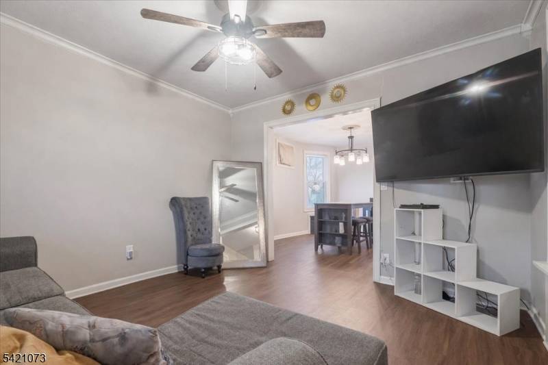 117 Pershing Ave, Roselle Park Boro, NJ 07204