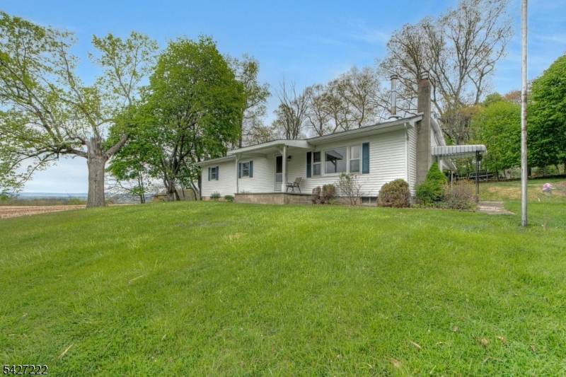 5 Decker Rd, Harmony Twp., NJ 08865