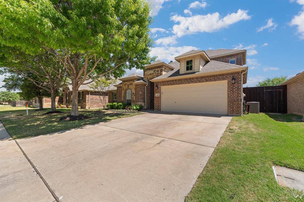 1685 Yukon Drive, Burleson, TX 76028