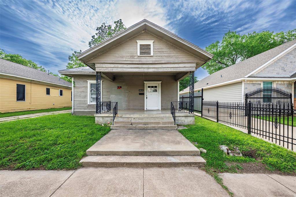 2614 May Street, Fort Worth, TX 76110