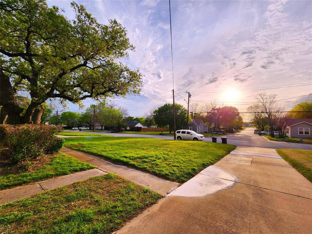 2202 Bolivar Street, Denton, TX 76201