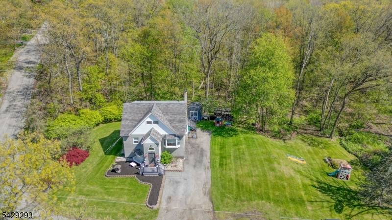 70 Cedar Tree Dr, Vernon Twp., NJ 07422