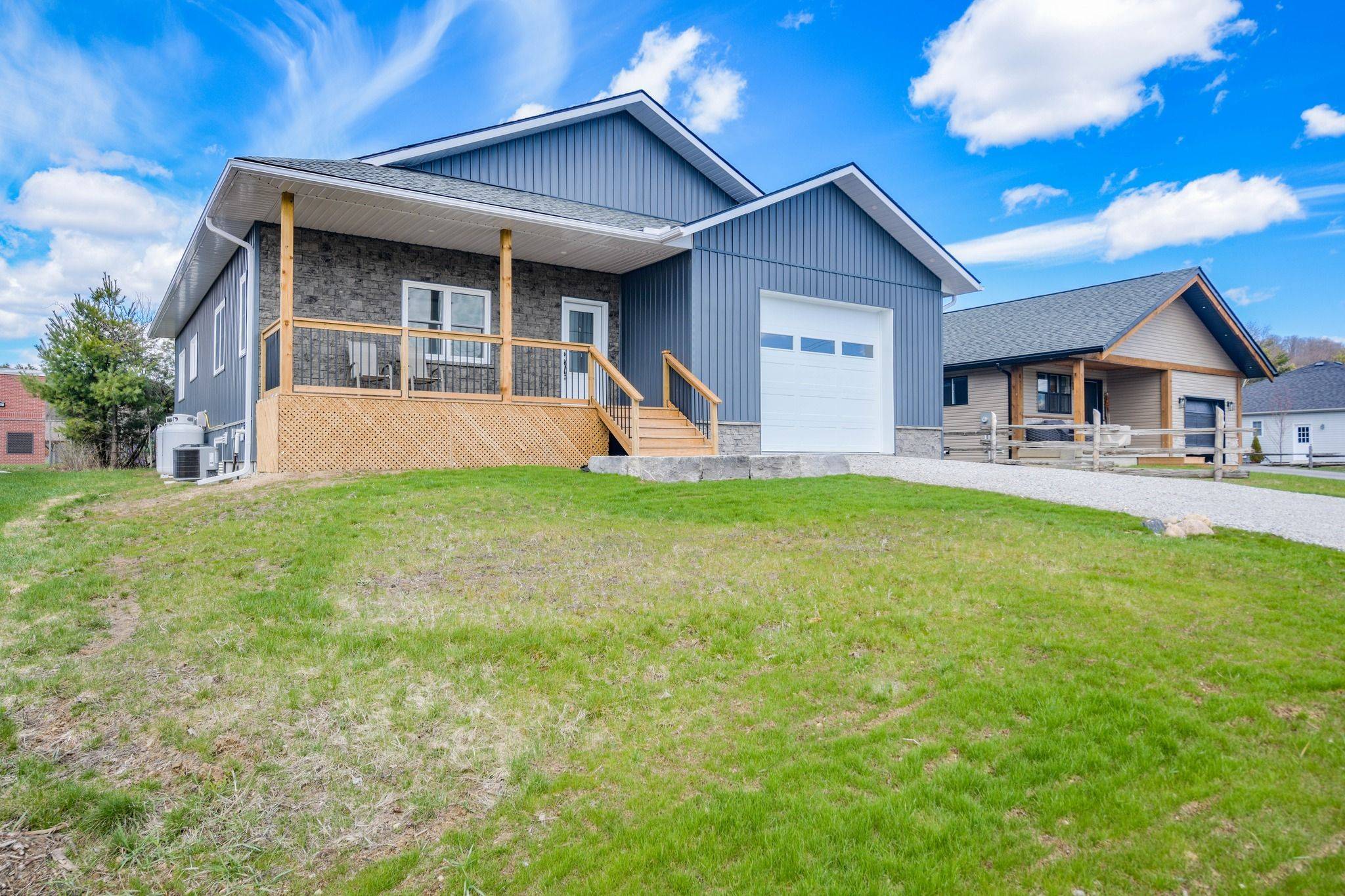 9 Williams DR, Bancroft, ON K0L 1C0
