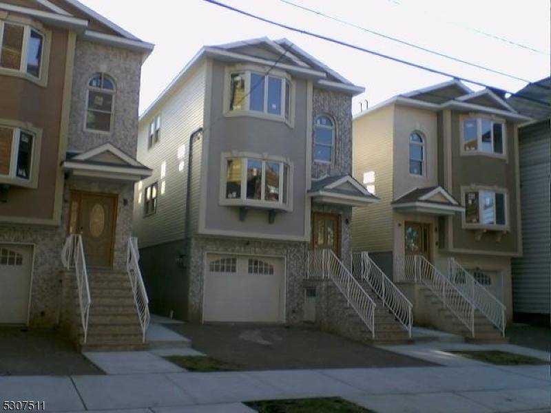 110 S 3rd St, Harrison Town, NJ 07029