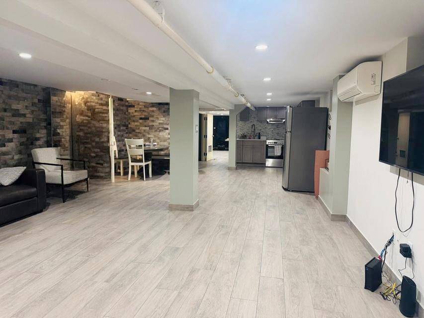 7914 14th AVE, Brooklyn, NY 11228
