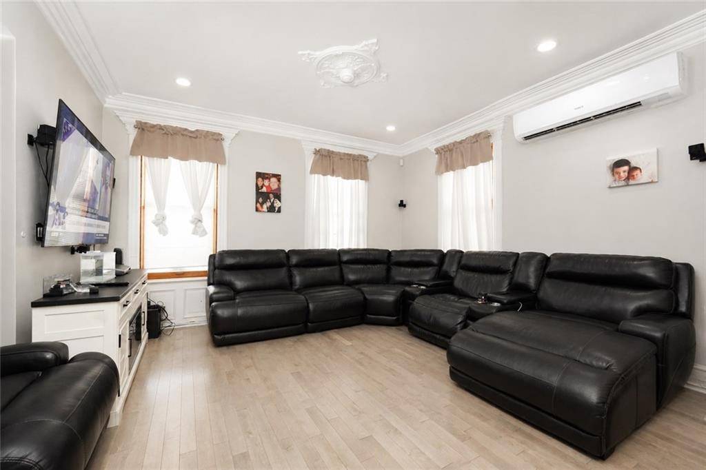 231 73rd ST, Brooklyn, NY 11209