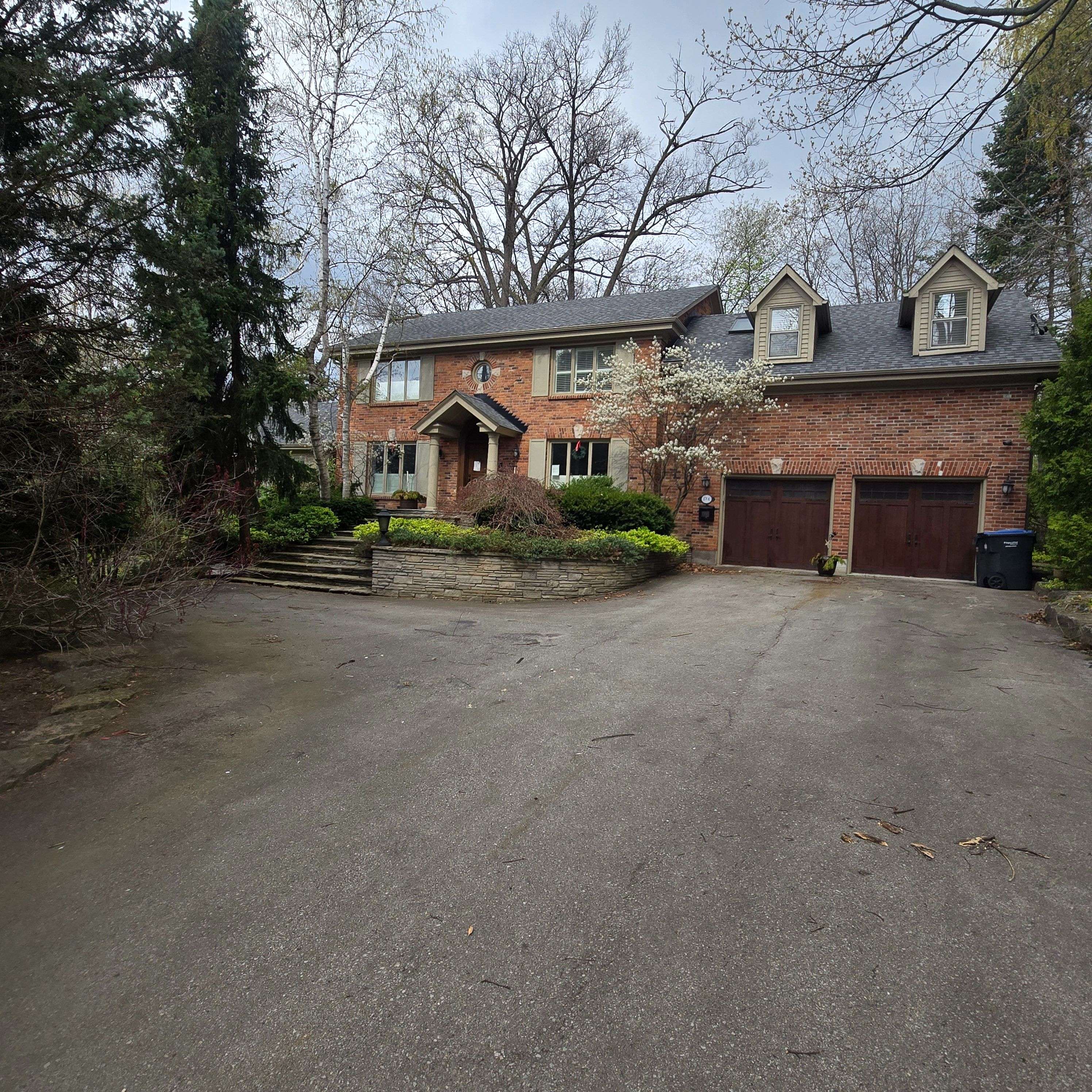 1701 Birchwood DR, Mississauga, ON L5J 1T7